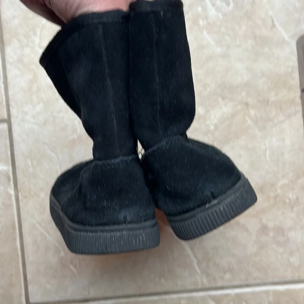 Cat & Jack boots